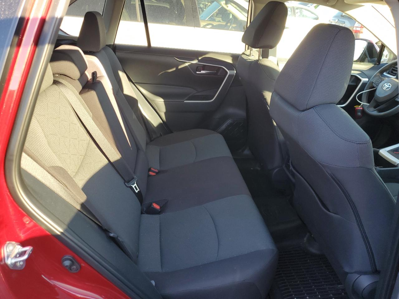 2024 TOYOTA RAV4 XLE VIN:2T3P1RFV3RW475296