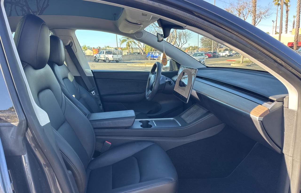 2022 TESLA MODEL Y  VIN:7SAYGDEE0NF365509