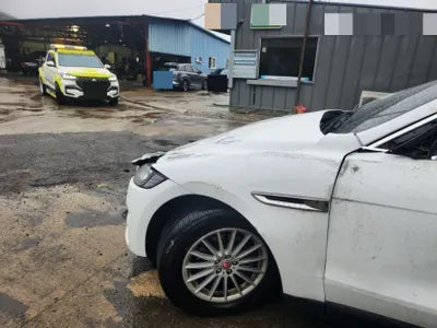 2018 Jaguar F-Pace 332KMSADCA2BNXJA2 VIN:332KMSADCA2BNXJA2