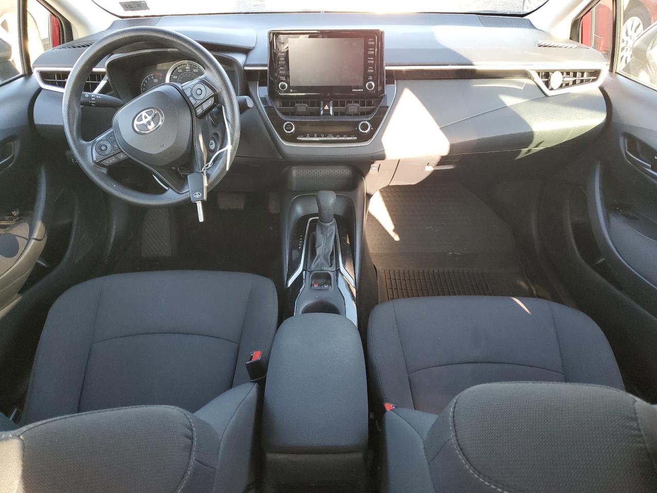 2022 TOYOTA COROLLA LE VIN:5YFEPMAE5NP295676