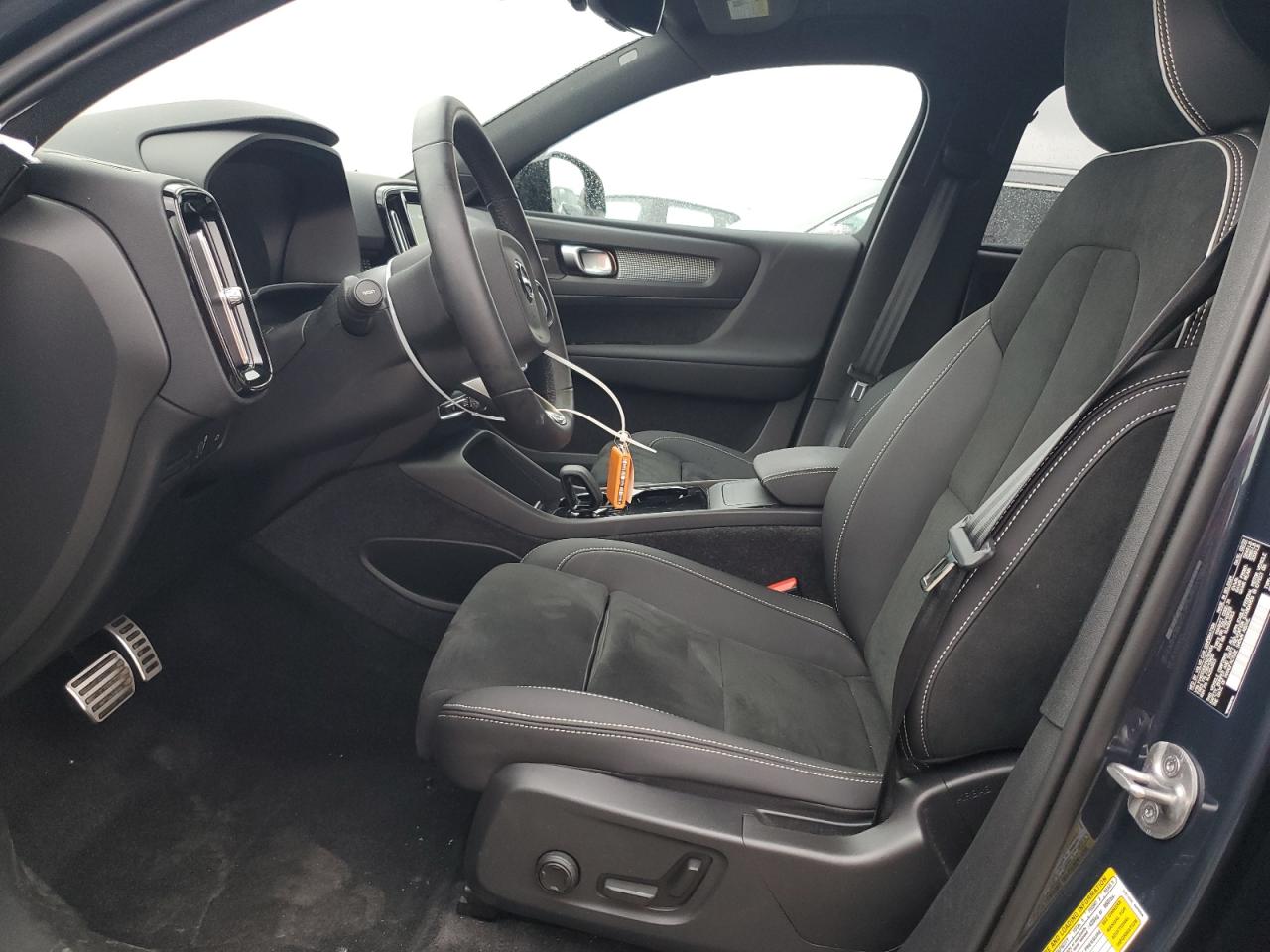 2022 VOLVO XC40 P8 RECHARGE ULTIMATE VIN:YV4ED3UB1N2760454