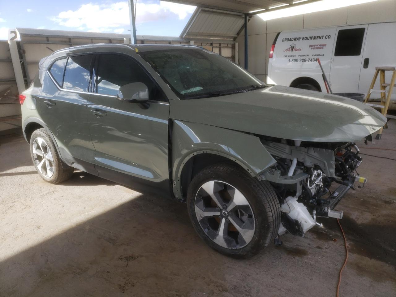 2023 VOLVO XC40 PLUS VIN:YV4L12UN4P2970635