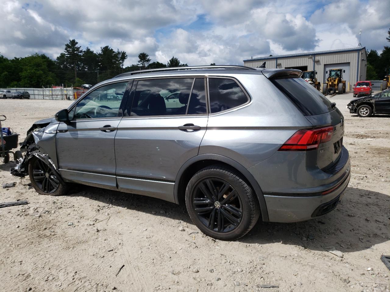 2022 VOLKSWAGEN TIGUAN SE R-LINE BLACK VIN:3VV8B7AX9NM165858