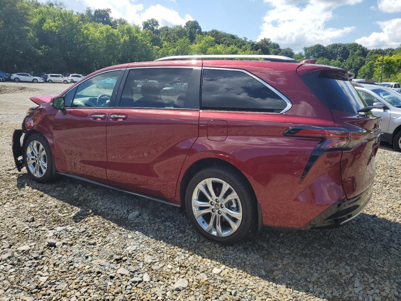 2024 TOYOTA SIENNA LIMITED VIN:5TDERKEC2RS201113