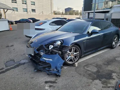 2015 Porsche Panamera VIN: