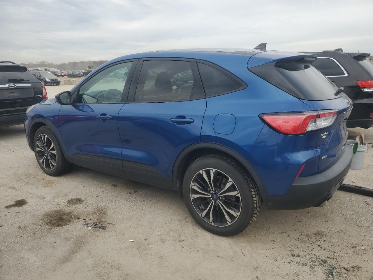2022 FORD ESCAPE SE VIN:1FMCU9BZ4NUA58688