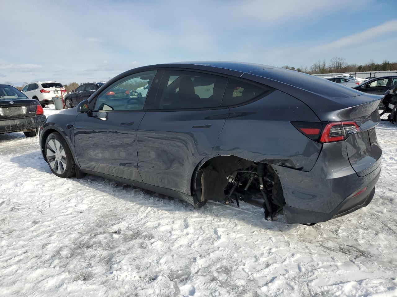 2023 TESLA MODEL Y  VIN:7SAYGDEE7PF874287