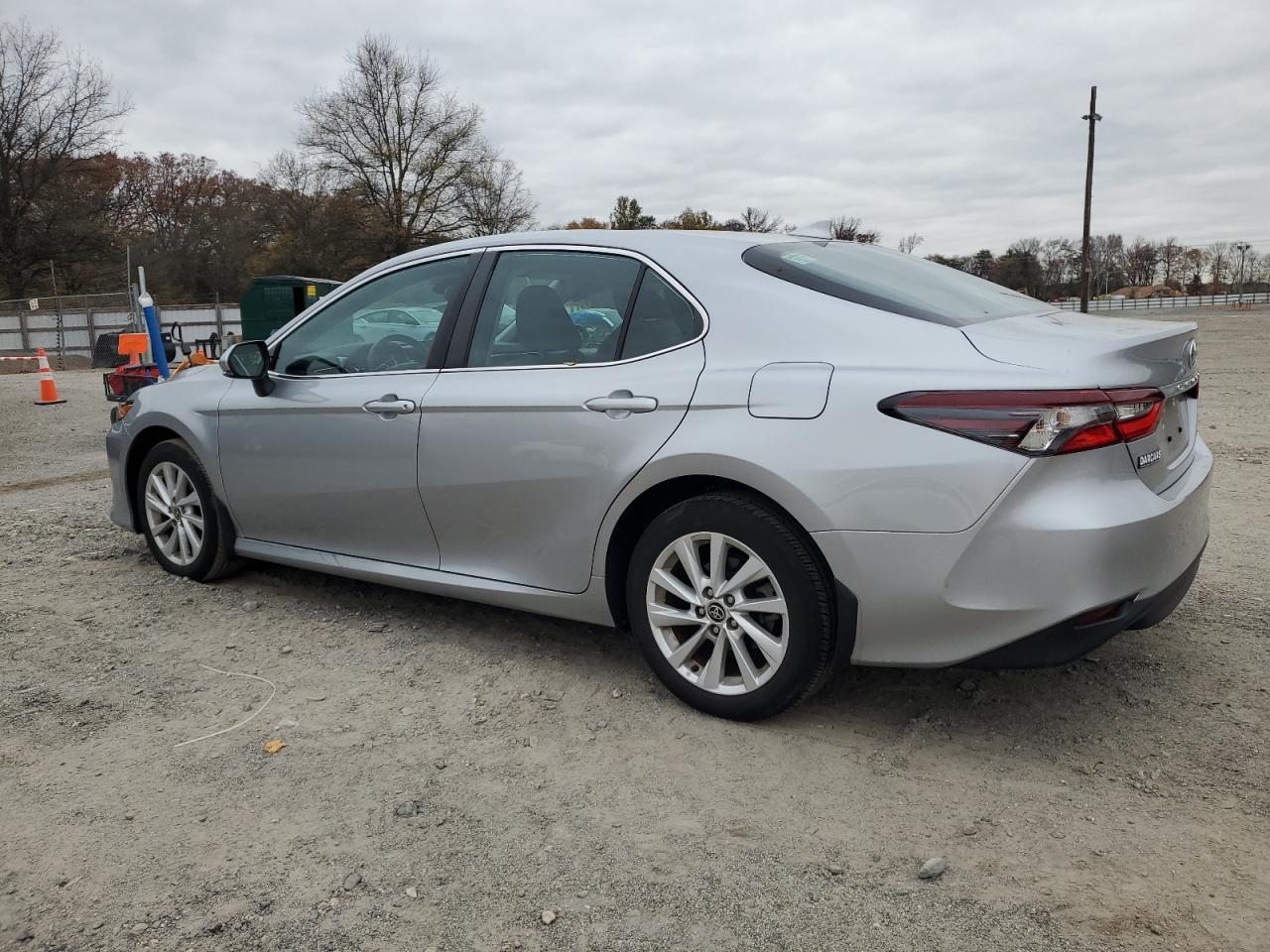 2022 TOYOTA CAMRY LE VIN:4T1R11AKXNU710786