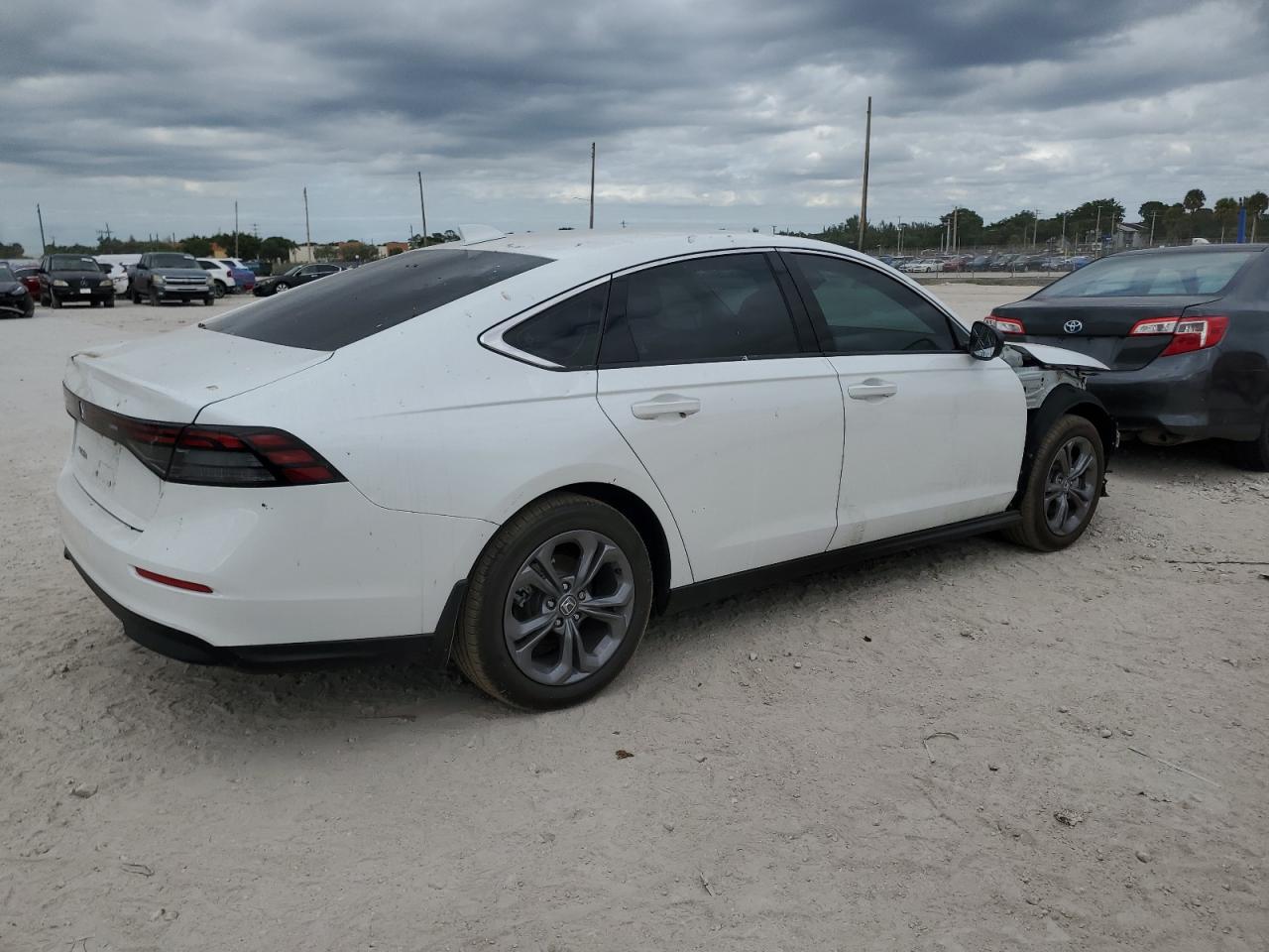 2024 HONDA ACCORD EX VIN:1HGCY1F35RA071832
