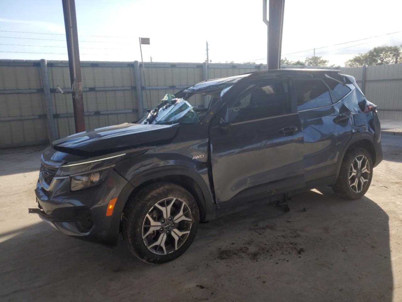 2022 KIA SELTOS EX VIN:KNDERCAAXN7313253