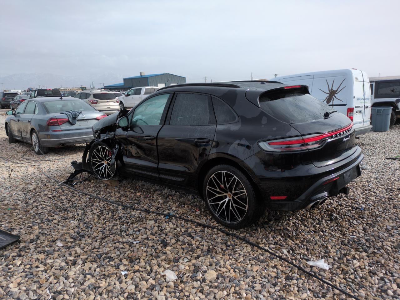 2024 PORSCHE MACAN S VIN:WP1AG2A52RLB38333