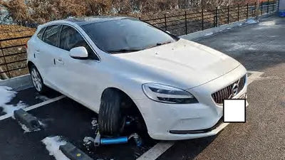 2018 Volvo V40 YV1MV79K0J2508290 VIN:YV1MV79K0J2508290