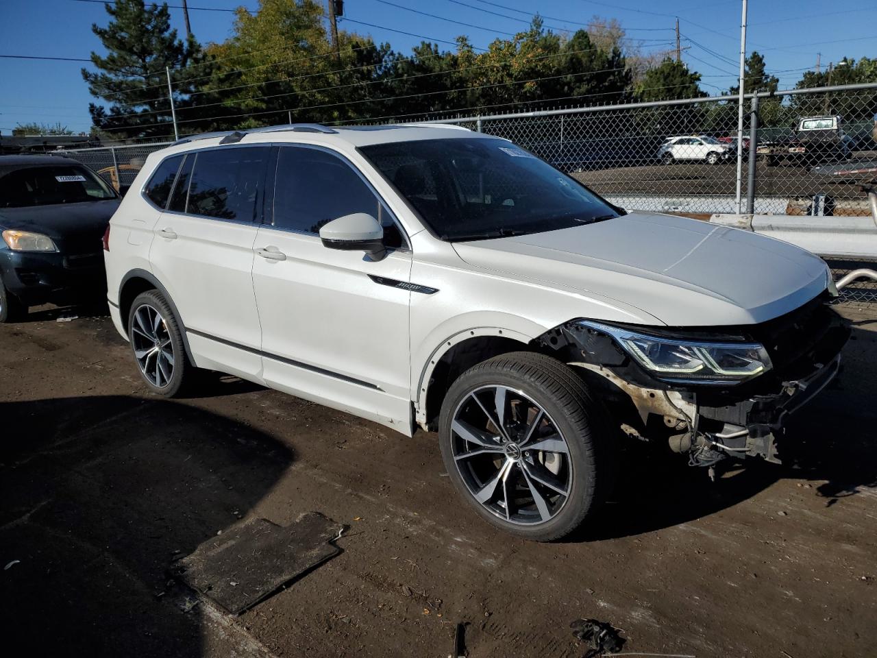 2022 VOLKSWAGEN TIGUAN SEL R-LINE VIN:3VV4B7AX2NM079192