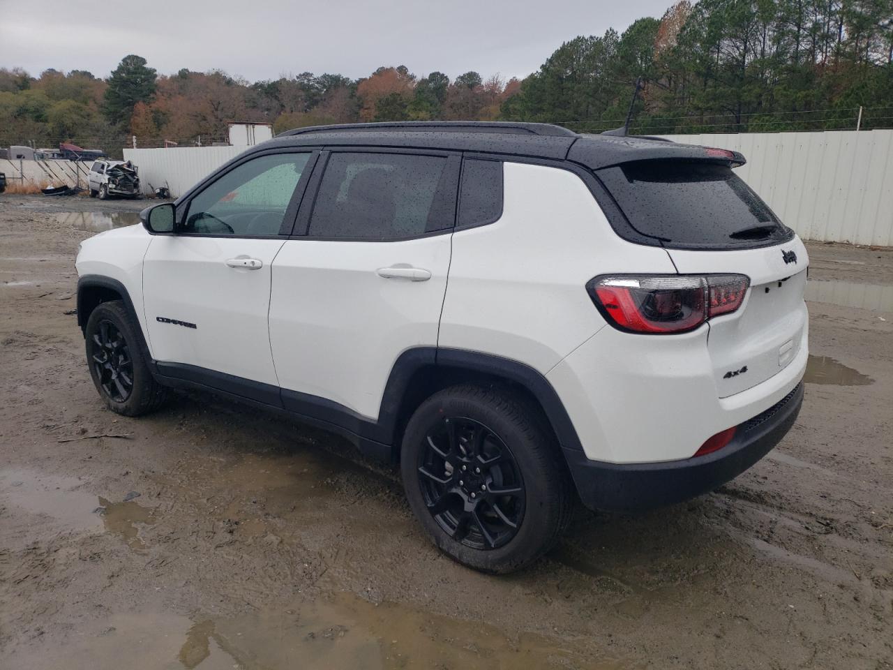 2024 JEEP COMPASS LATITUDE VIN:3C4NJDBN2RT600327