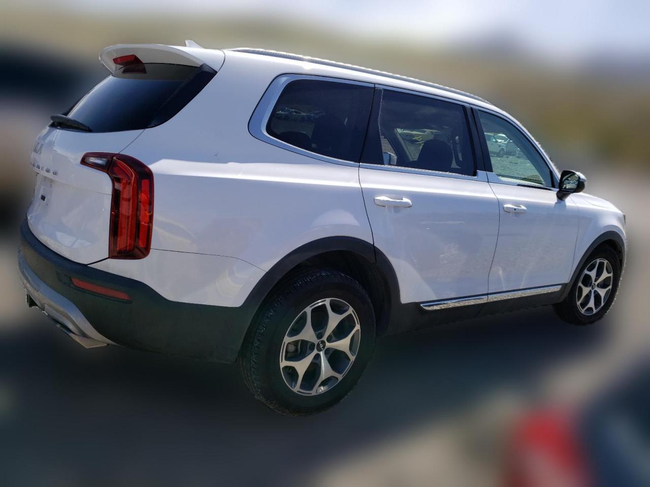 2022 KIA TELLURIDE EX VIN:5XYP3DHC4NG274055