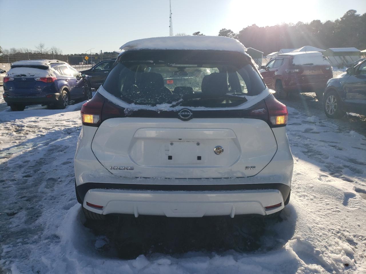 2023 NISSAN KICKS SR VIN:3N1CP5DV8PL495446