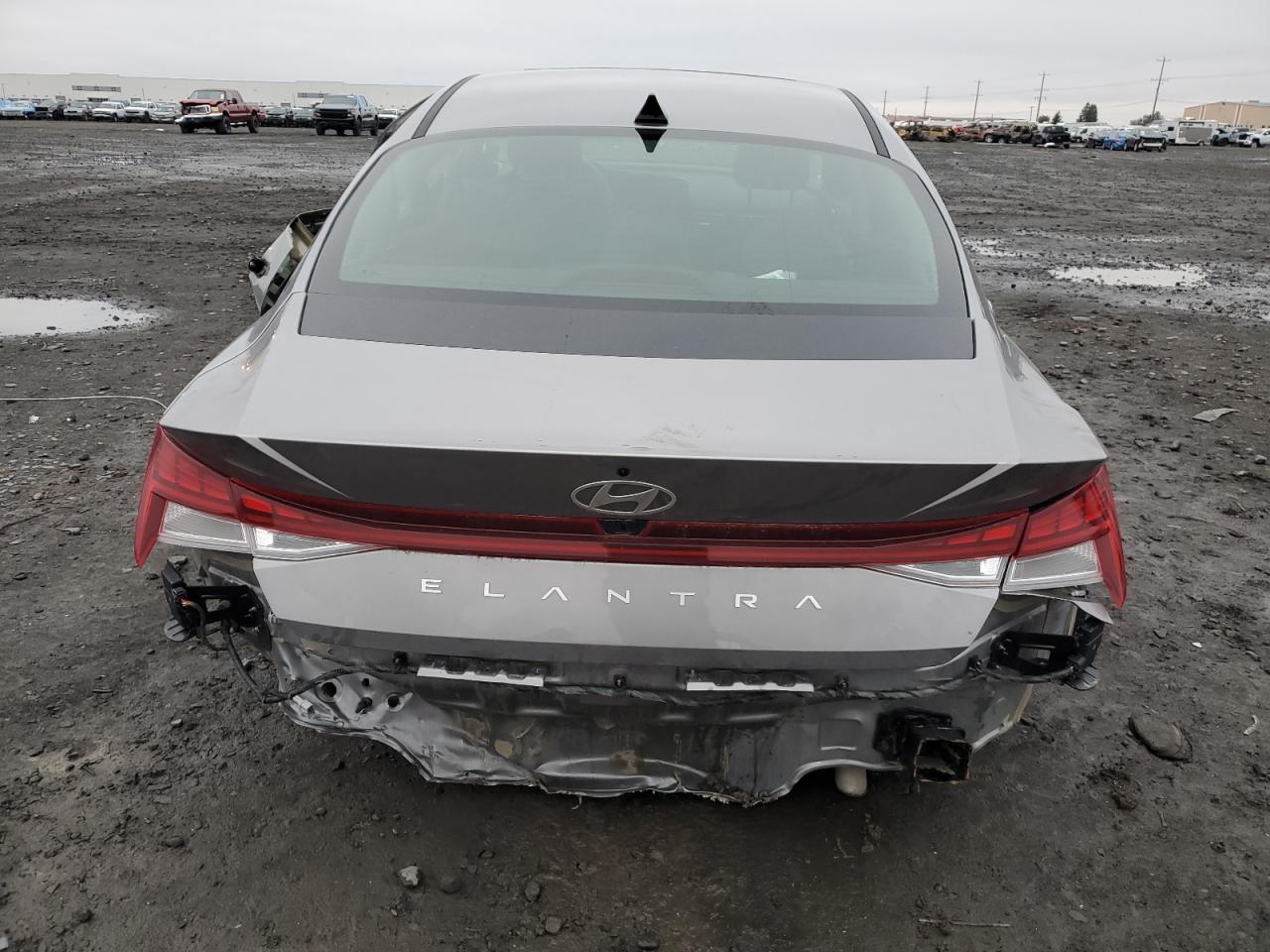 2024 HYUNDAI ELANTRA SEL VIN:KMHLS4DG1RU679719