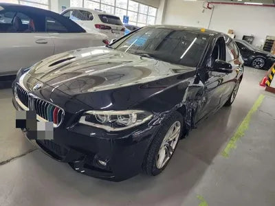 2016 BMW 520 VIN: