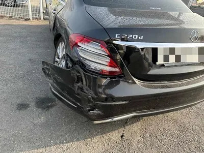 2019 Mercedes-Benz E 220 VIN: