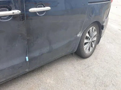 2018 Kia Carnival KNAMB81ABJS432068 VIN:KNAMB81ABJS432068