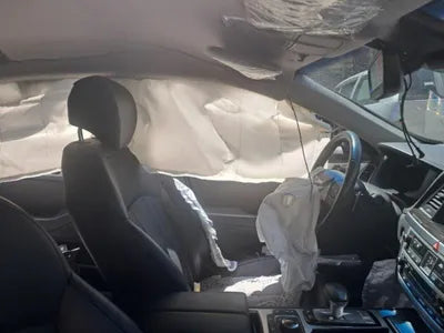 2016 Genesis G80 VIN: