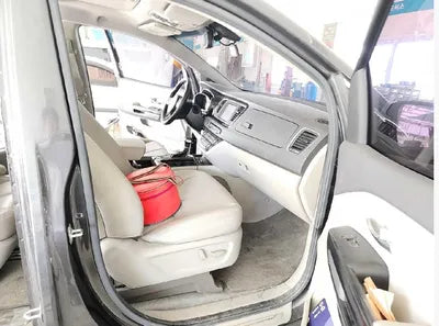 2018 Kia Carnival KNAME81ABJS401912 VIN:KNAME81ABJS401912