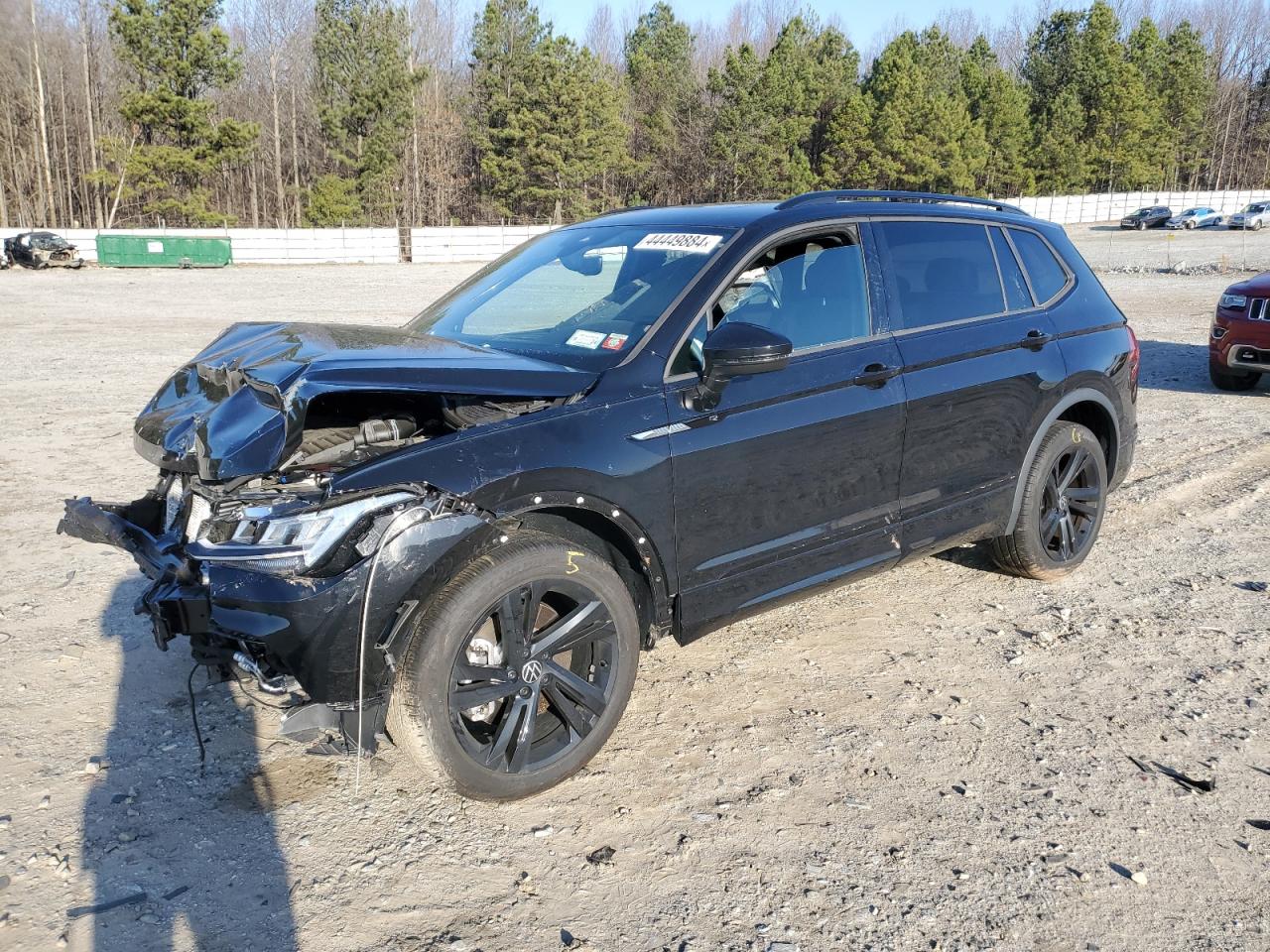 2023 VOLKSWAGEN TIGUAN SE R-LINE BLACK VIN:3VV8B7AX0PM070396