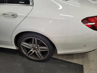 2019 Mercedes-Benz E 300 WDDZF4JB5KA682258 VIN:WDDZF4JB5KA682258