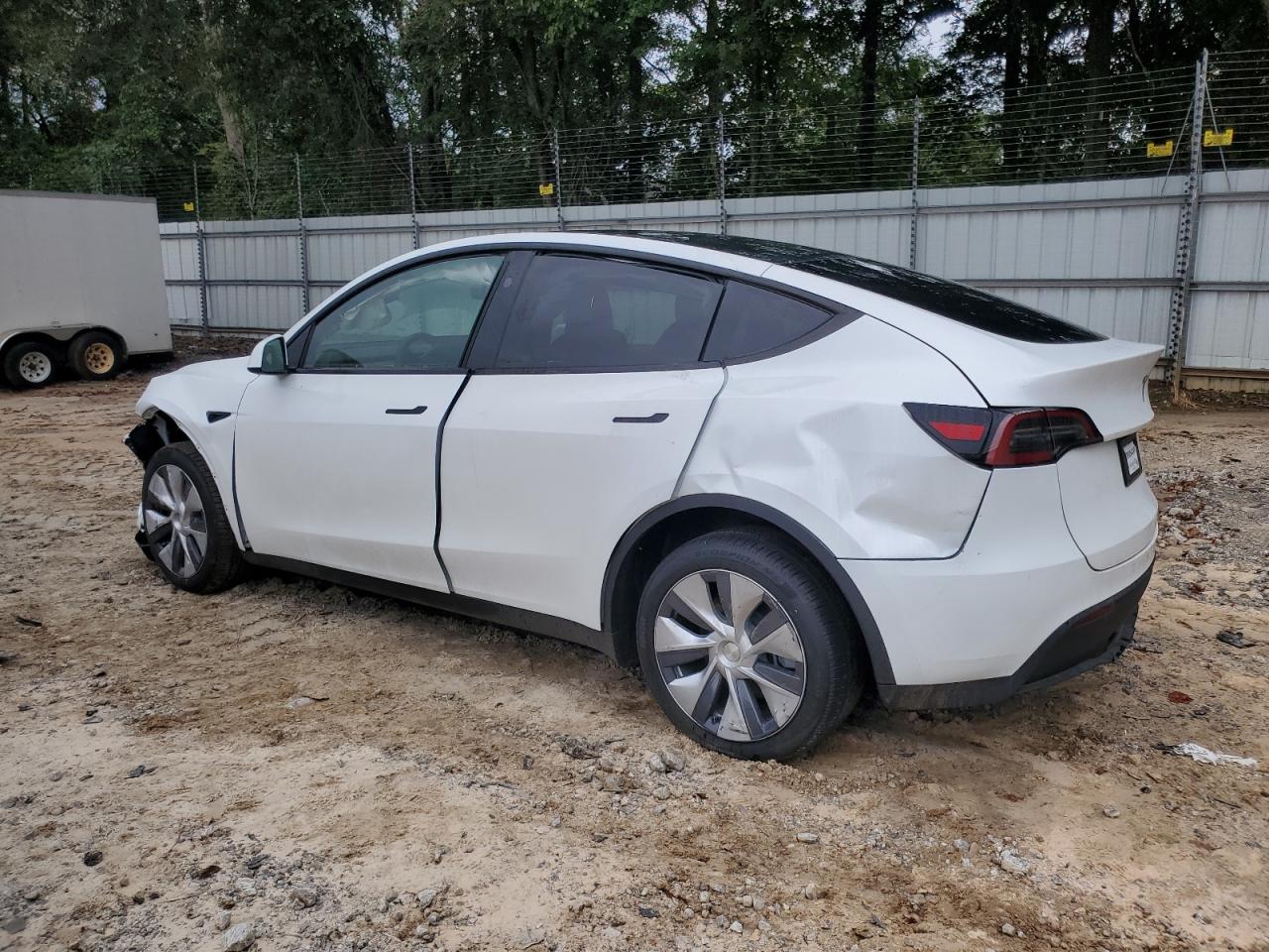 2023 TESLA MODEL Y  VIN:7SAYGDEE8PA187901