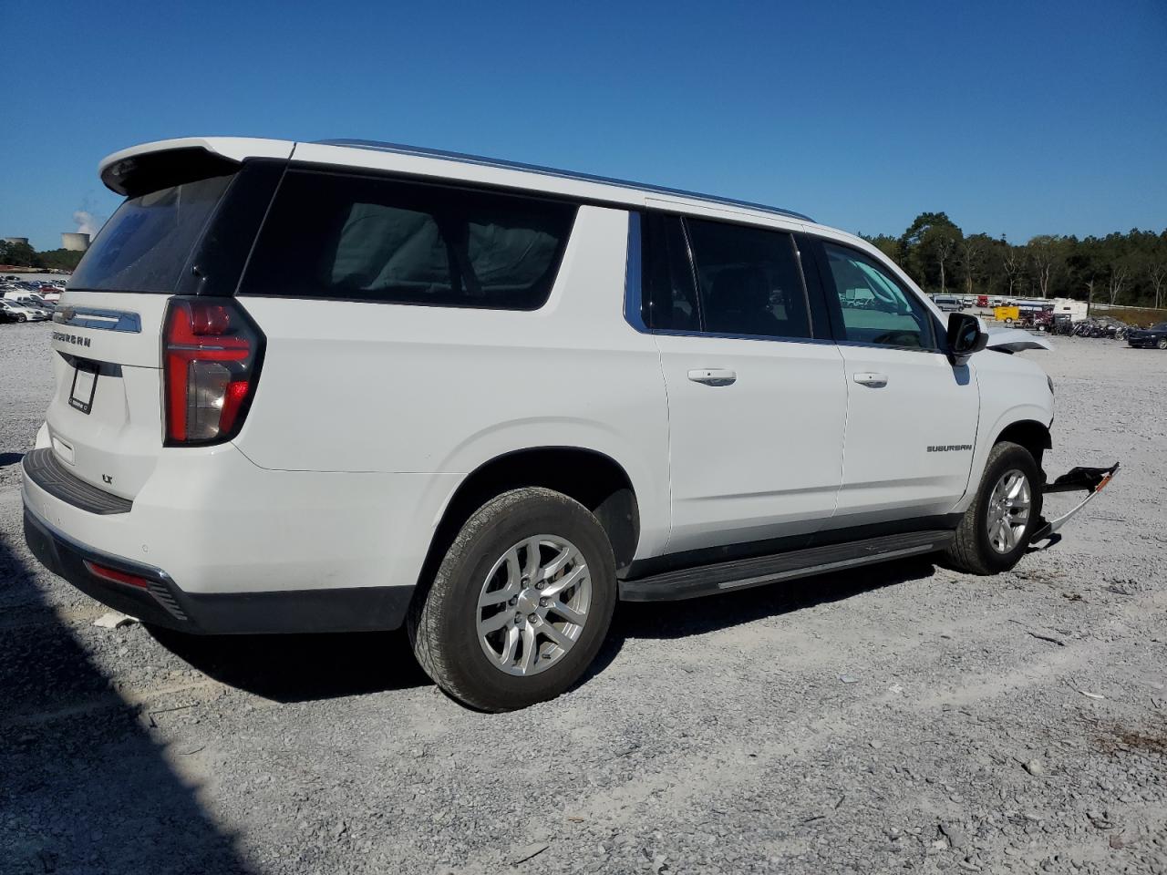 2022 CHEVROLET SUBURBAN K1500 LT VIN:1GNSKCKD1NR162010