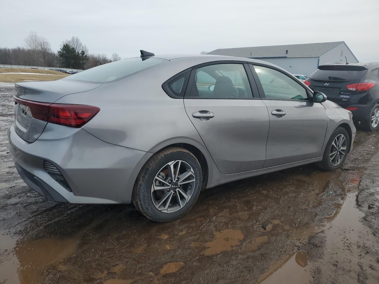 2024 KIA FORTE LX VIN:3KPF24AD0RE822072