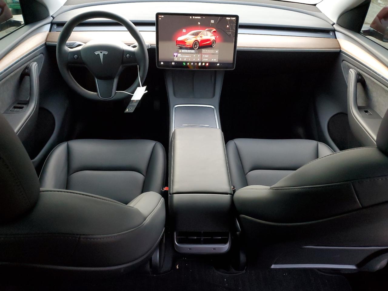 2024 TESLA MODEL Y  VIN:7SAYGDEE4RA223490