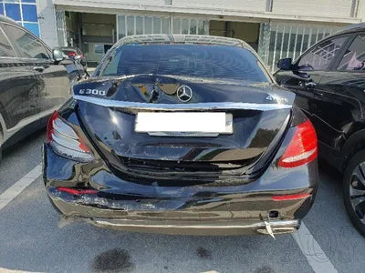 2018 Mercedes-Benz E 300 WDDZF4KB5JA318435 VIN:WDDZF4KB5JA318435