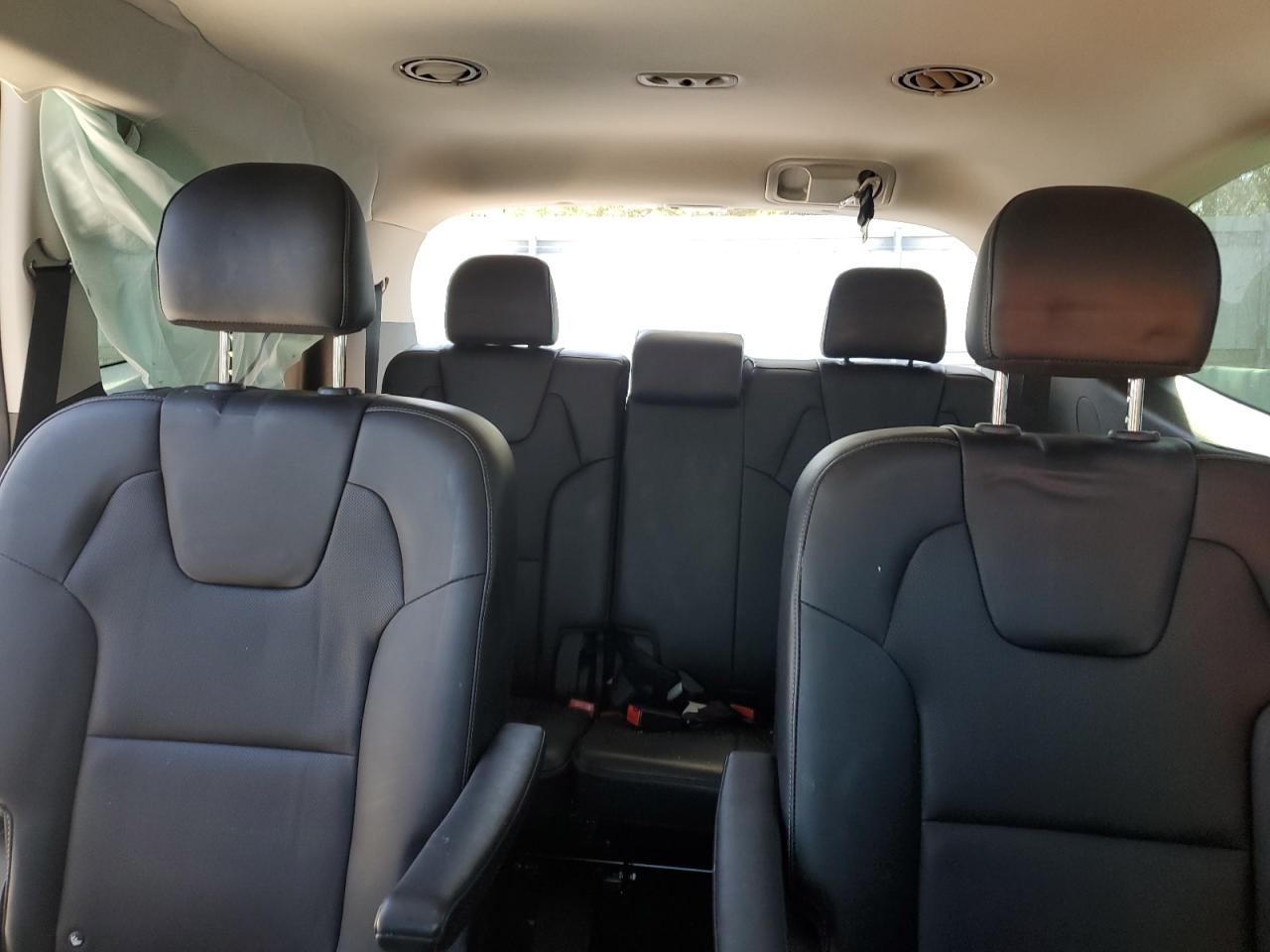 2022 KIA TELLURIDE S VIN:5XYP6DHC8NG272588