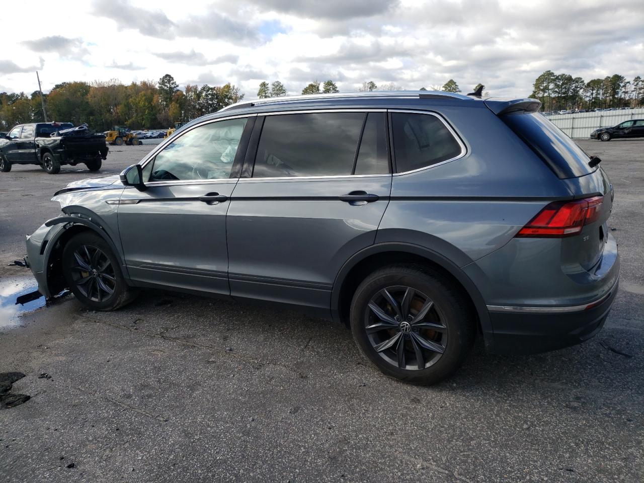 2023 VOLKSWAGEN TIGUAN SE VIN:3VV3B7AX4PM044961