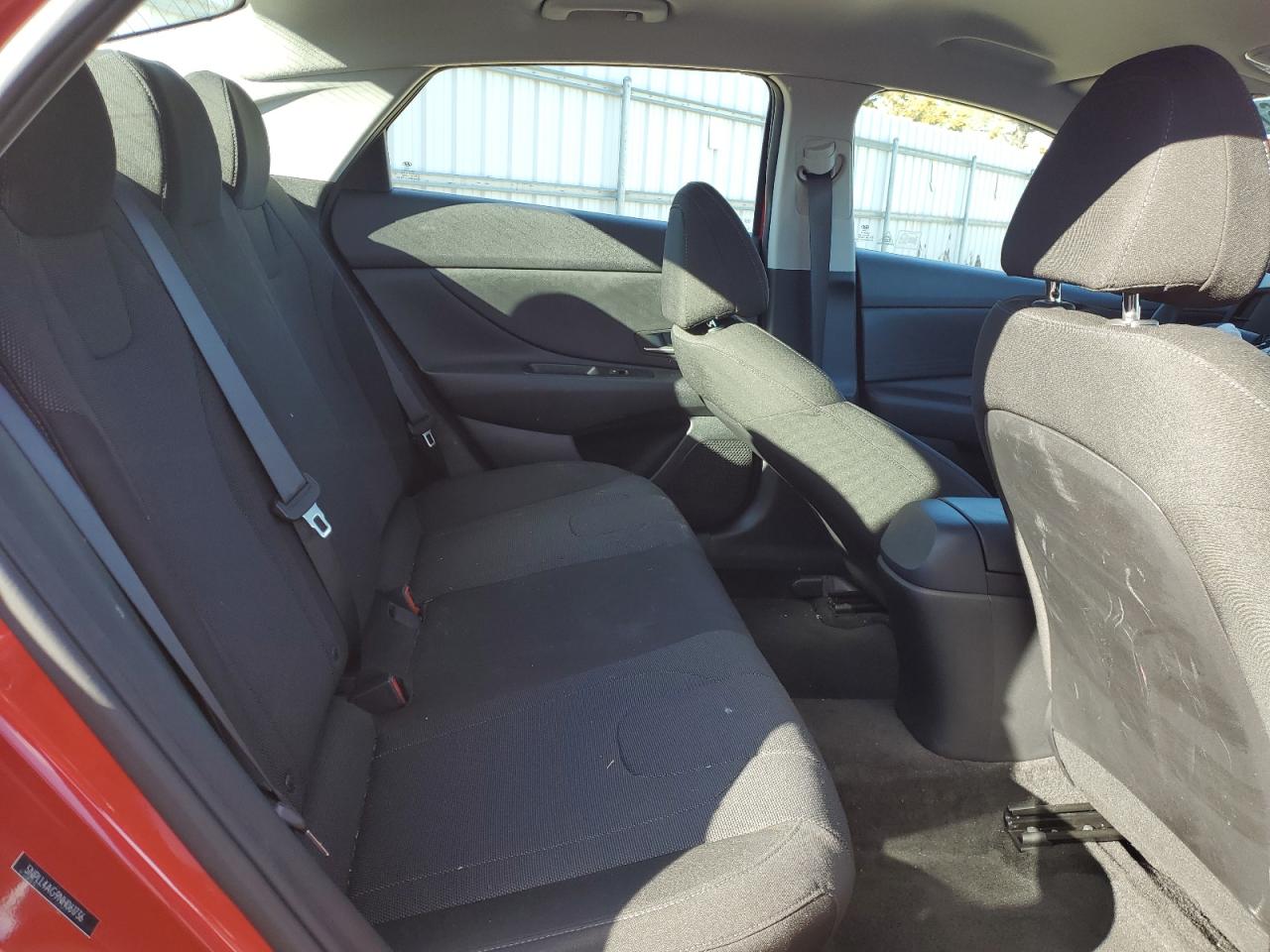 2022 HYUNDAI ELANTRA SE VIN:5NPLL4AG9NH061736