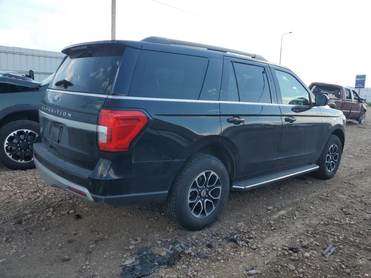 2022 FORD EXPEDITION XLT VIN:1FMJU1JT0NEA63984