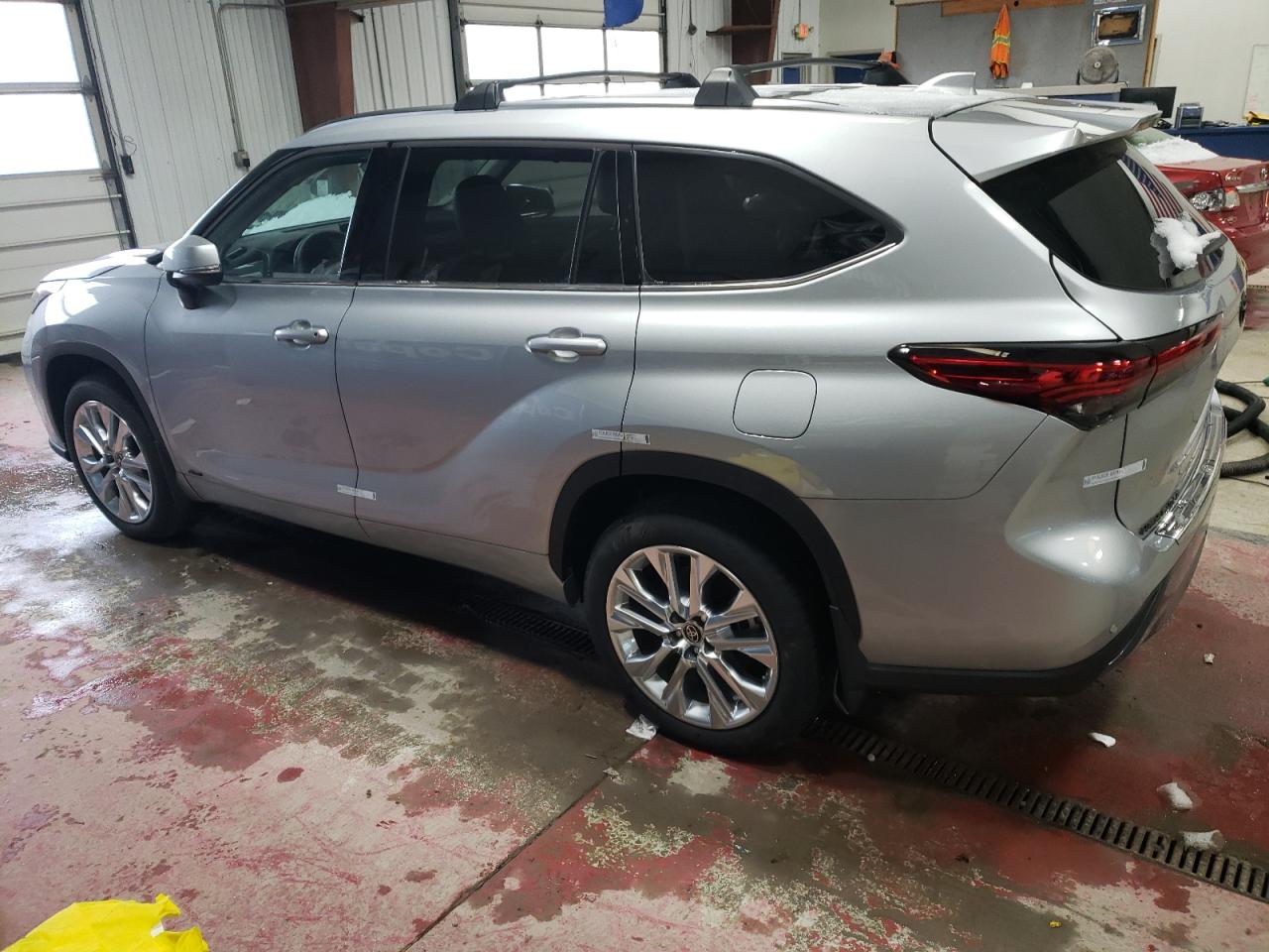 2023 TOYOTA HIGHLANDER HYBRID LIMITED VIN:5TDXBRCH2PS586089