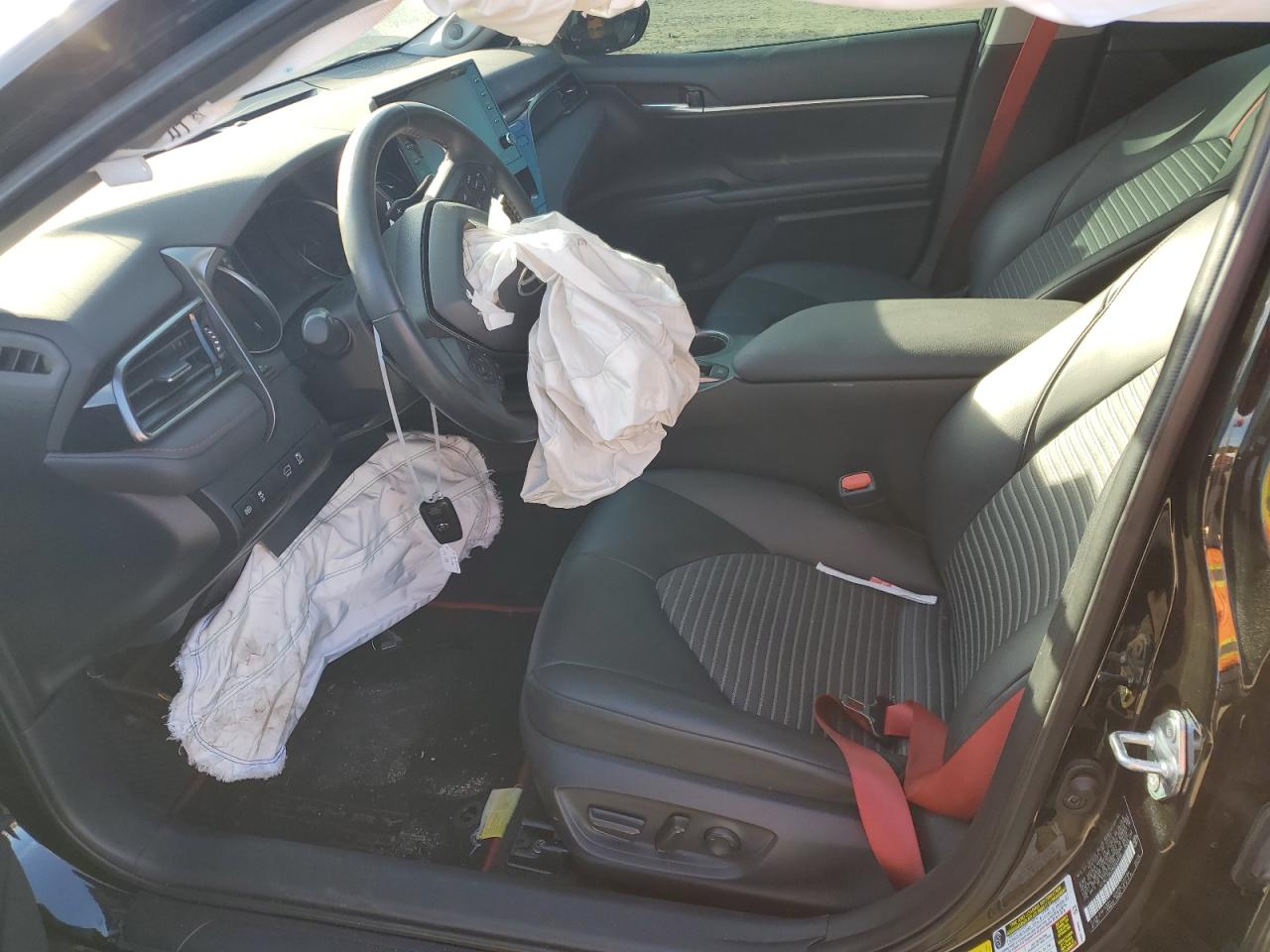 2022 TOYOTA CAMRY TRD VIN:4T1KZ1AK2NU065836