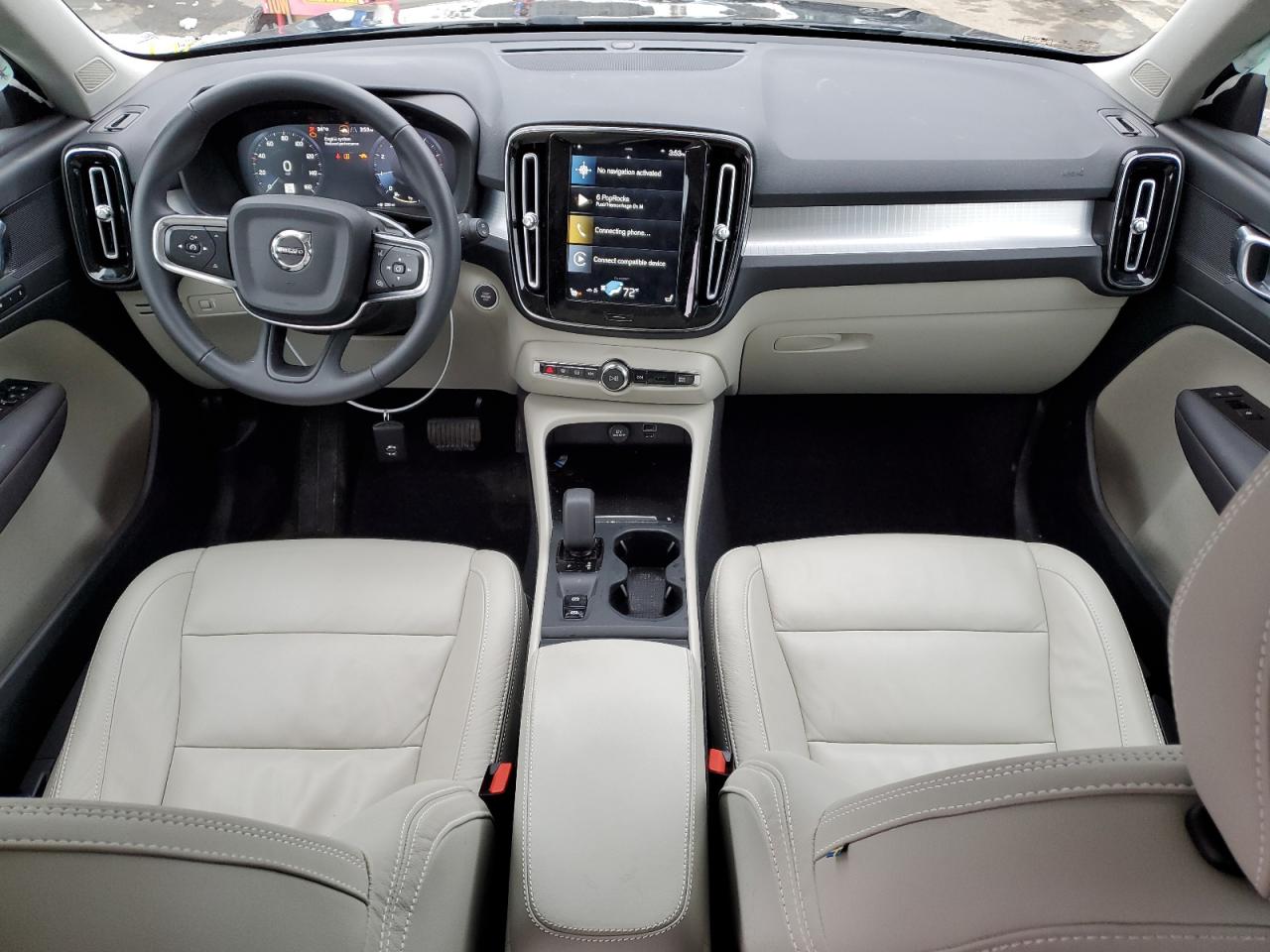 2022 VOLVO XC40 T5 MOMENTUM VIN:YV4162UK2N2698887