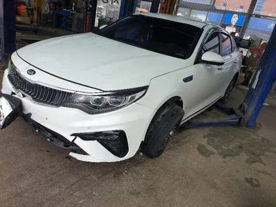 2018 Kia K5 KNAGW416BKA262327 VIN:KNAGW416BKA262327