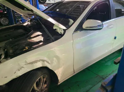 2017 Mercedes-Benz C 200 WDDWF4CB1HF584713 VIN:WDDWF4CB1HF584713