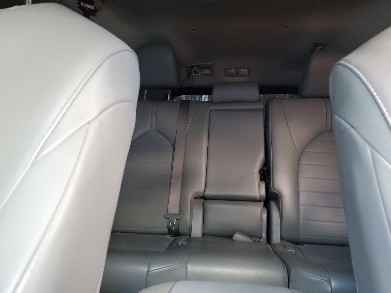 2022 TOYOTA HIGHLANDER XLE VIN:5TDGZRBH4NS246436