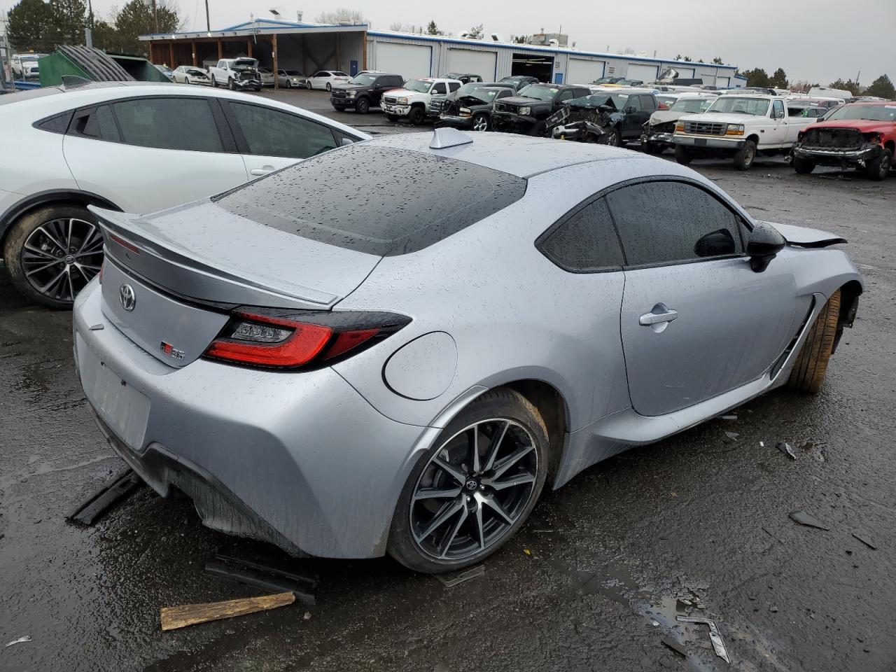 2022 TOYOTA GR 86  VIN:JF1ZNBB11N9757492