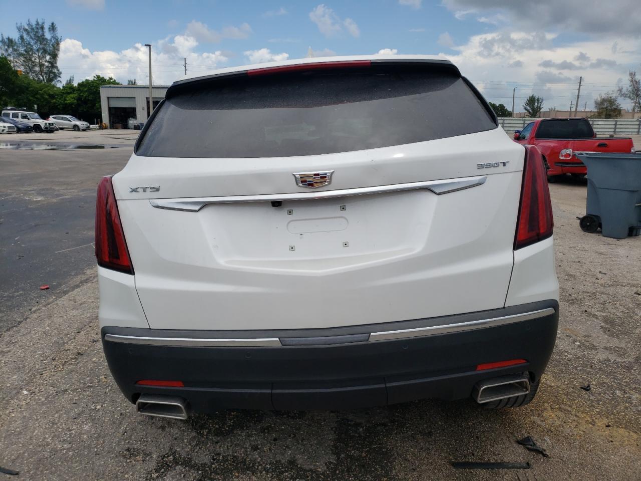2023 CADILLAC XT5 LUXURY VIN:1GYKNAR45PZ137425