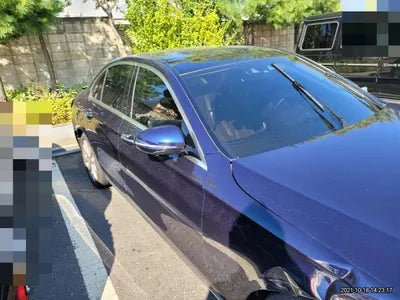 2019 Mercedes-Benz E 300 WDDZF4KB8KA662505 VIN:WDDZF4KB8KA662505