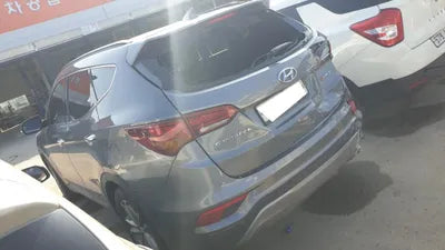 2017 Hyundai Santa FE KMHSW81UBHU767346 VIN:KMHSW81UBHU767346