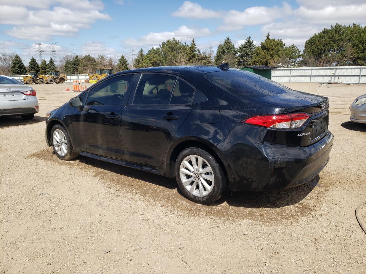 2024 TOYOTA COROLLA LE VIN:JTDBCMFE4R3047103