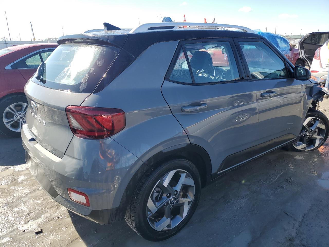 2022 HYUNDAI VENUE SEL VIN:KMHRC8A33NU185386