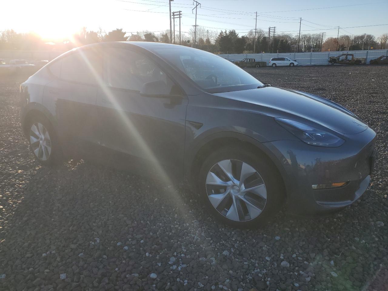 2023 TESLA MODEL Y  VIN:7SAYGDEE4PF645307